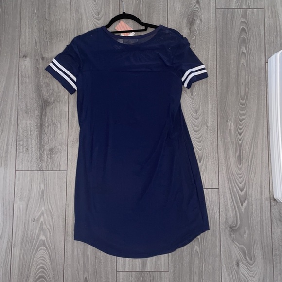 No Comment NY.LA t-shirt dress - Picture 3 of 8